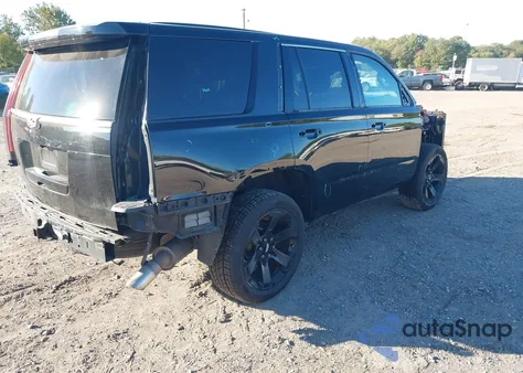 2017 Cadillac Escalade Luxury z USA, uszkodzony, nr VIN 1GYS4BKJ6HR182741